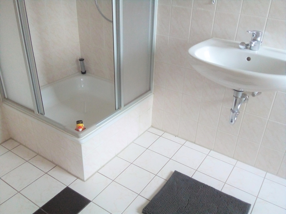 Bad mit Dusche